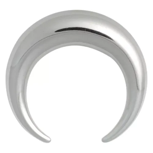 Silbernes Crescent Piercing aus Chirurgenstahl 316L auf weißem Hintergrund