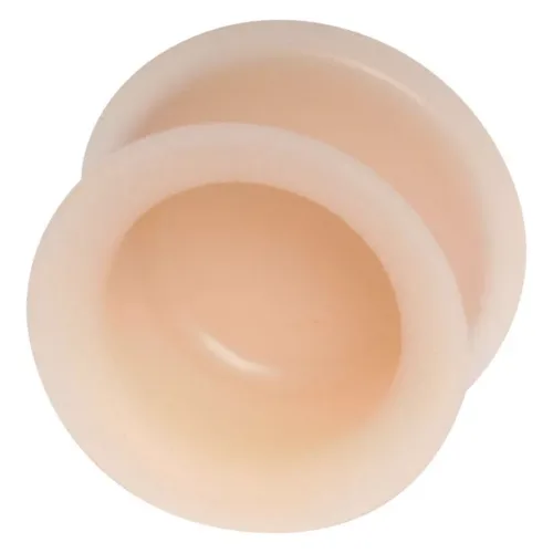 Beiger Silikon-Plug von Kaos Softwear auf weißem Hintergrund