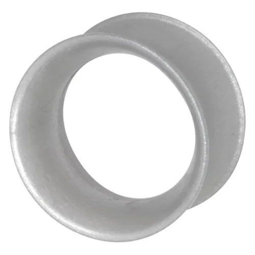 Silberner Kaos Softwear Skin Tunnel, 10,0 mm, auf weißem Hintergrund