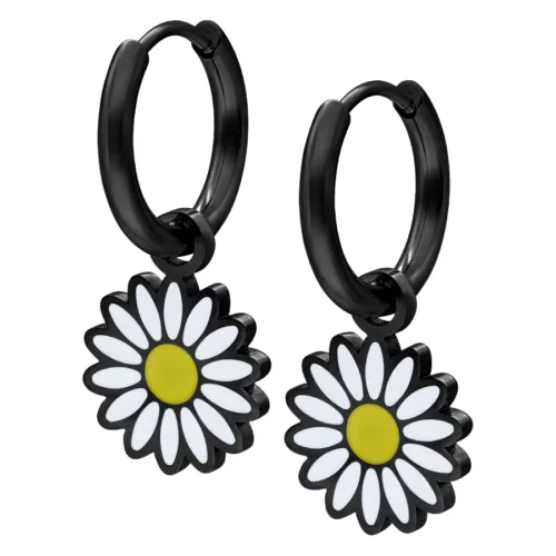 Schwarze Daisy Hoops Ohrringe aus Chirurgenstahl mit Gänseblümchen-Anhänger auf weißem Hintergrund