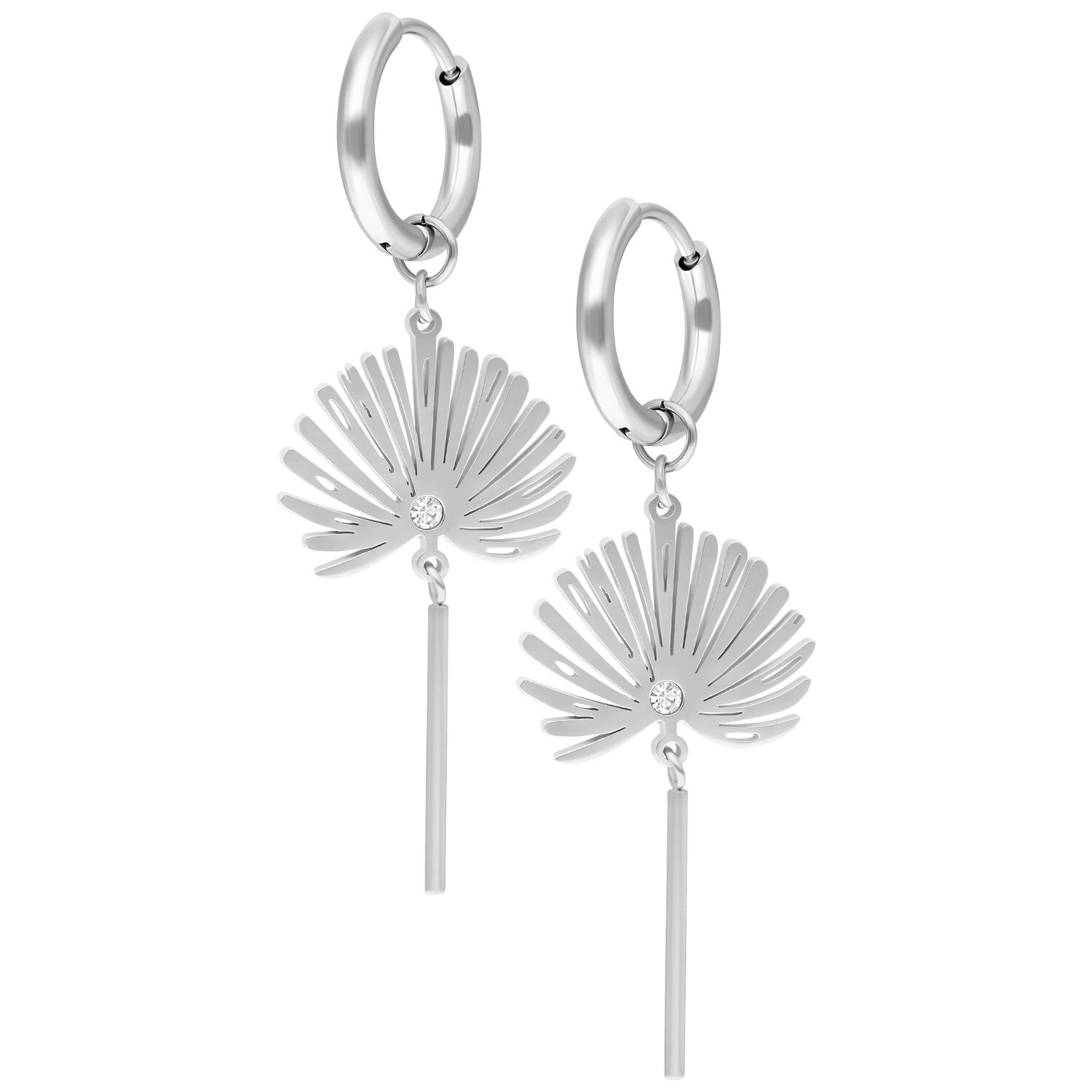 Silberne Edelstahl-Petticoat-Ohrringe auf weißem Hintergrund