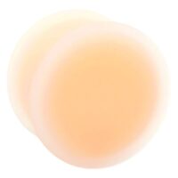 Zwei hautfarbene Silikon-Plugs von Kaos Softwear auf weißem Hintergrund