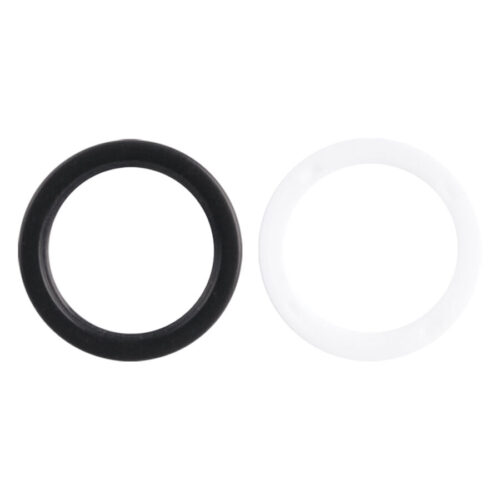 Zwei Tunnel Ersatzringe in Schwarz und Weiß auf weißem Hintergrund